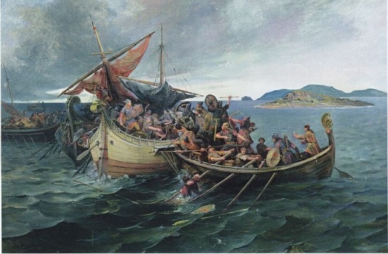 The Jomsvikings (small ship) are joining the Battle of Svolder.