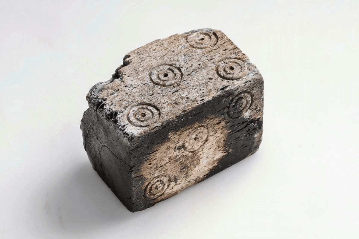 Gambling and Risk in the Viking Age